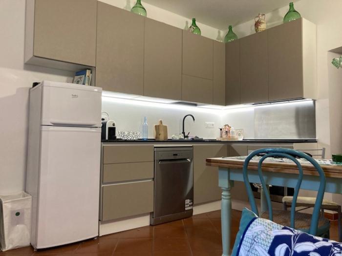 La Casa Delle Fiorentine Apartman La Spezia Kültér fotó